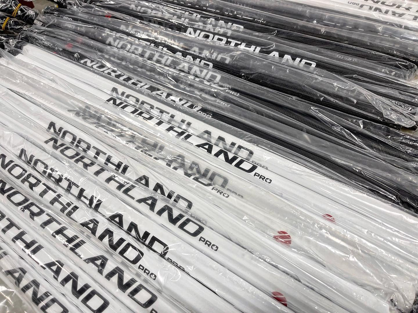 Northland PRO Lacrosse Shaft - Image 4